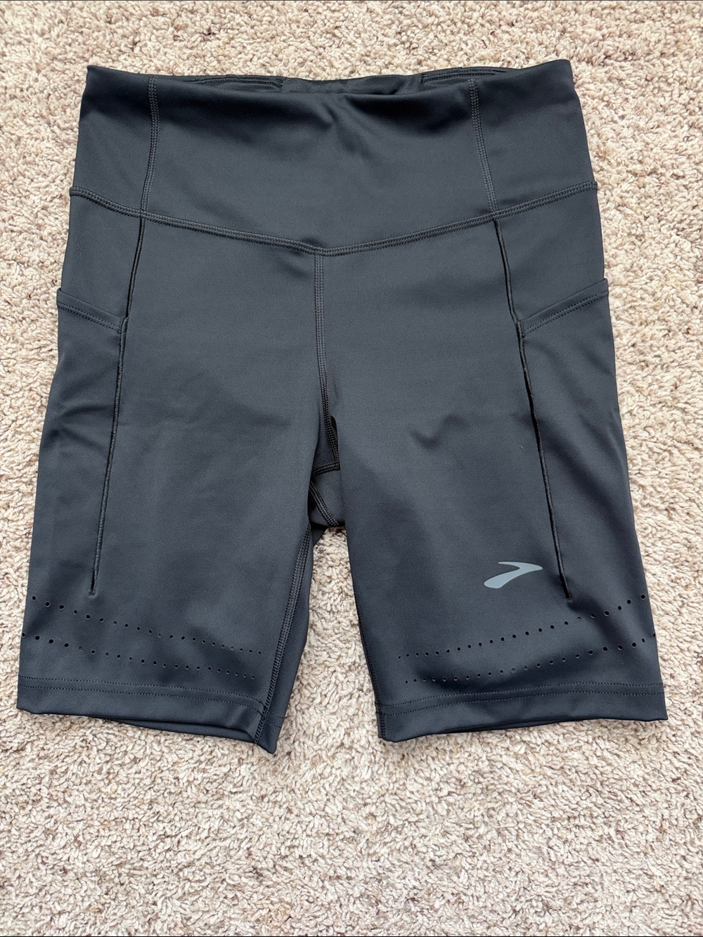 Brooks Running Method 8” Short Tight size Medium